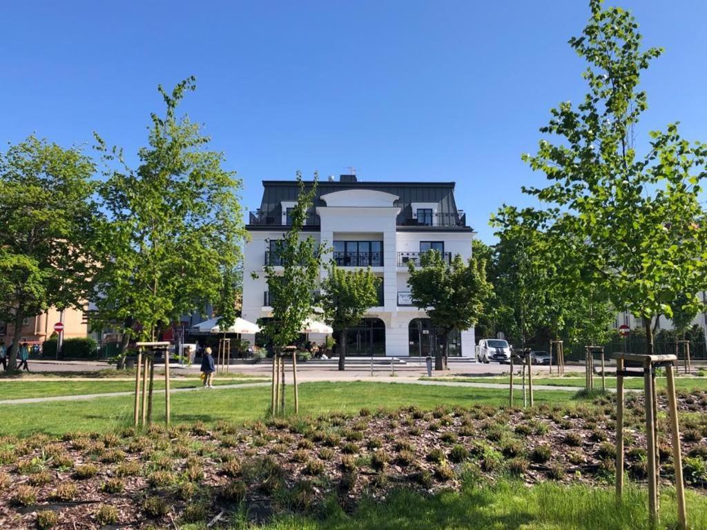 Luxury Apartments In Residence Maritime Miedzyzdroje Esterno foto