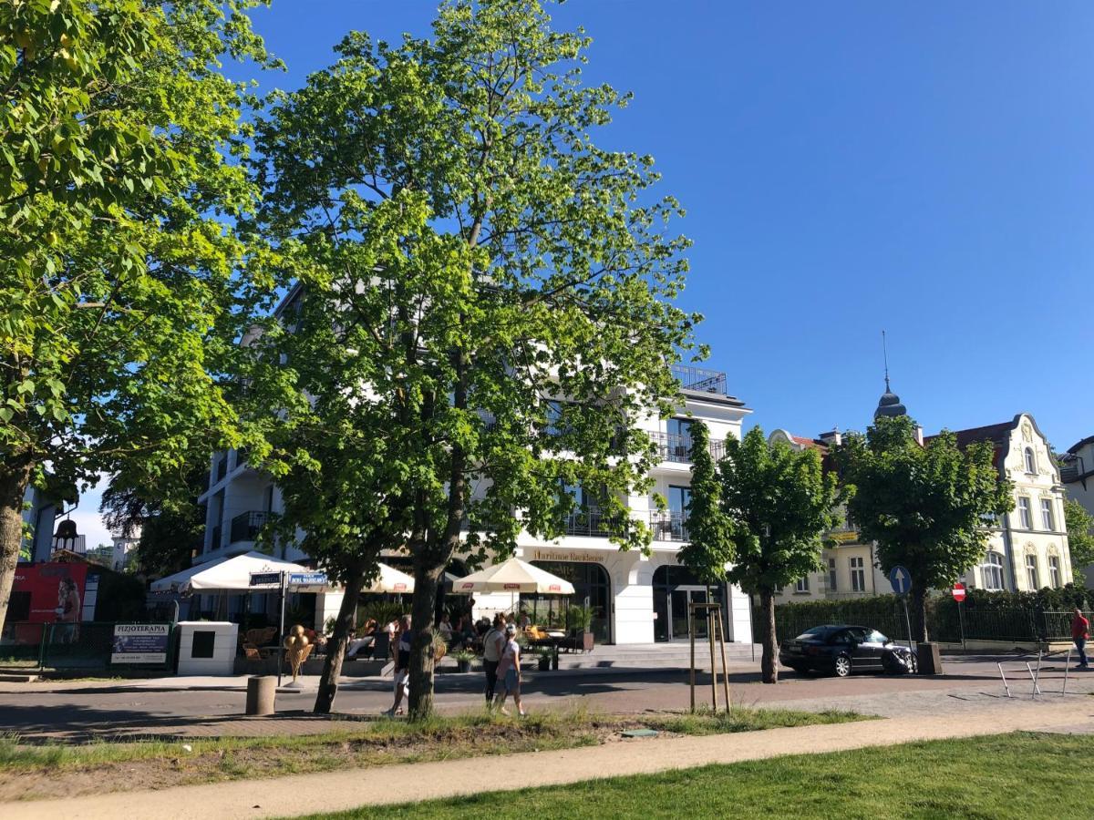 Luxury Apartments In Residence Maritime Miedzyzdroje Esterno foto