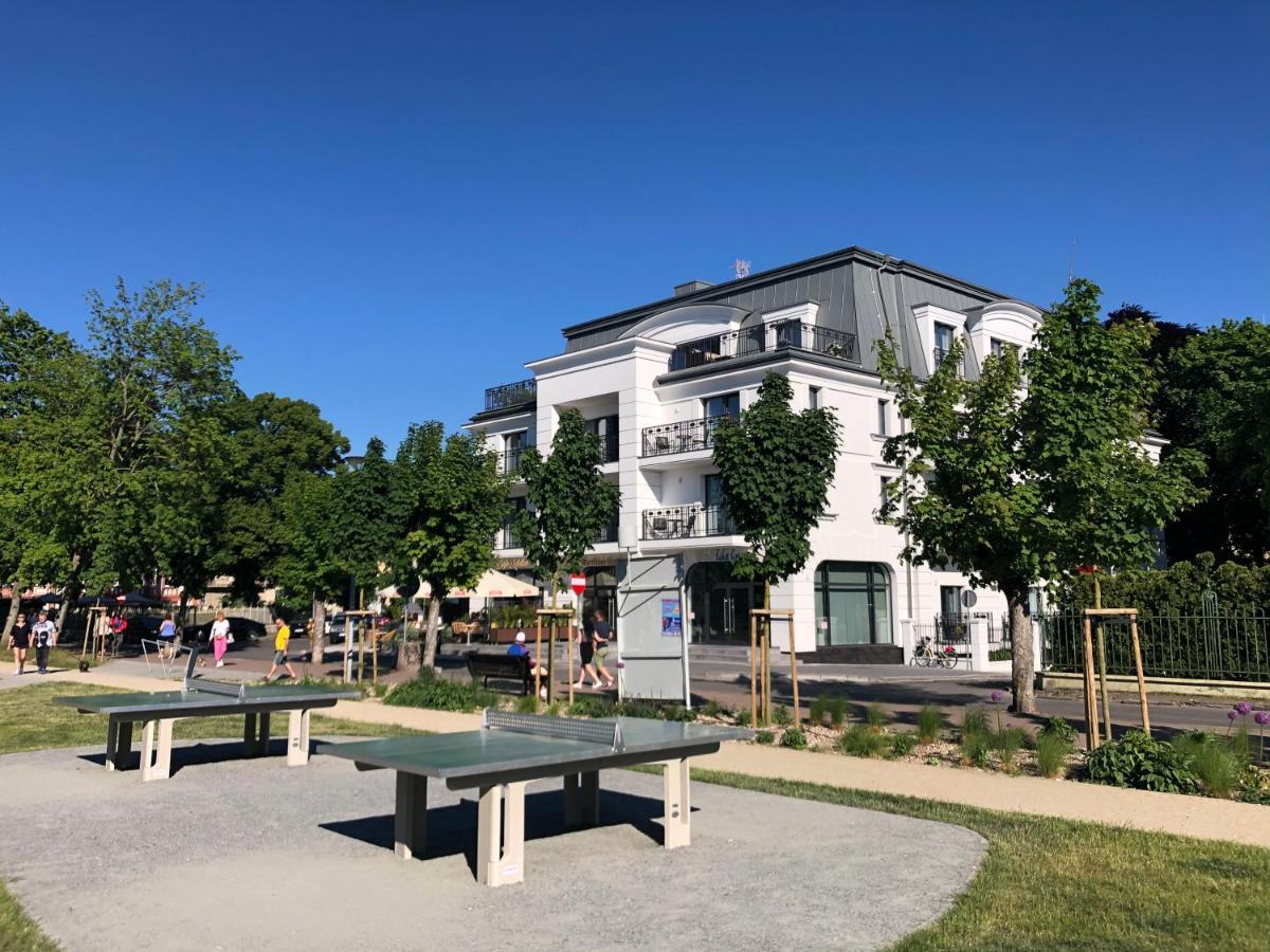Luxury Apartments In Residence Maritime Miedzyzdroje Esterno foto